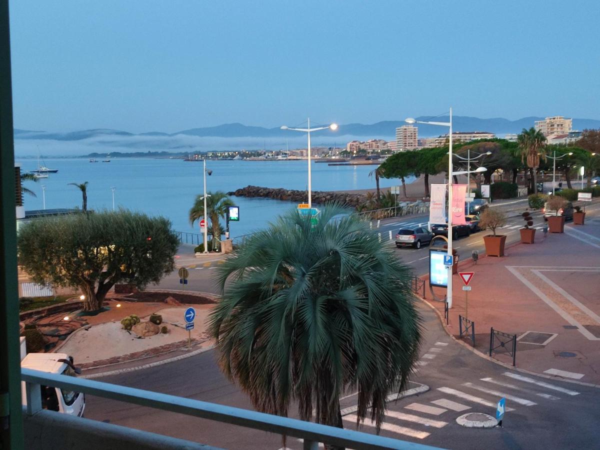 Le Belvedere Du Vieux Port Plages Centre Et Gare A Pied Saint-Raphaël Exterior foto